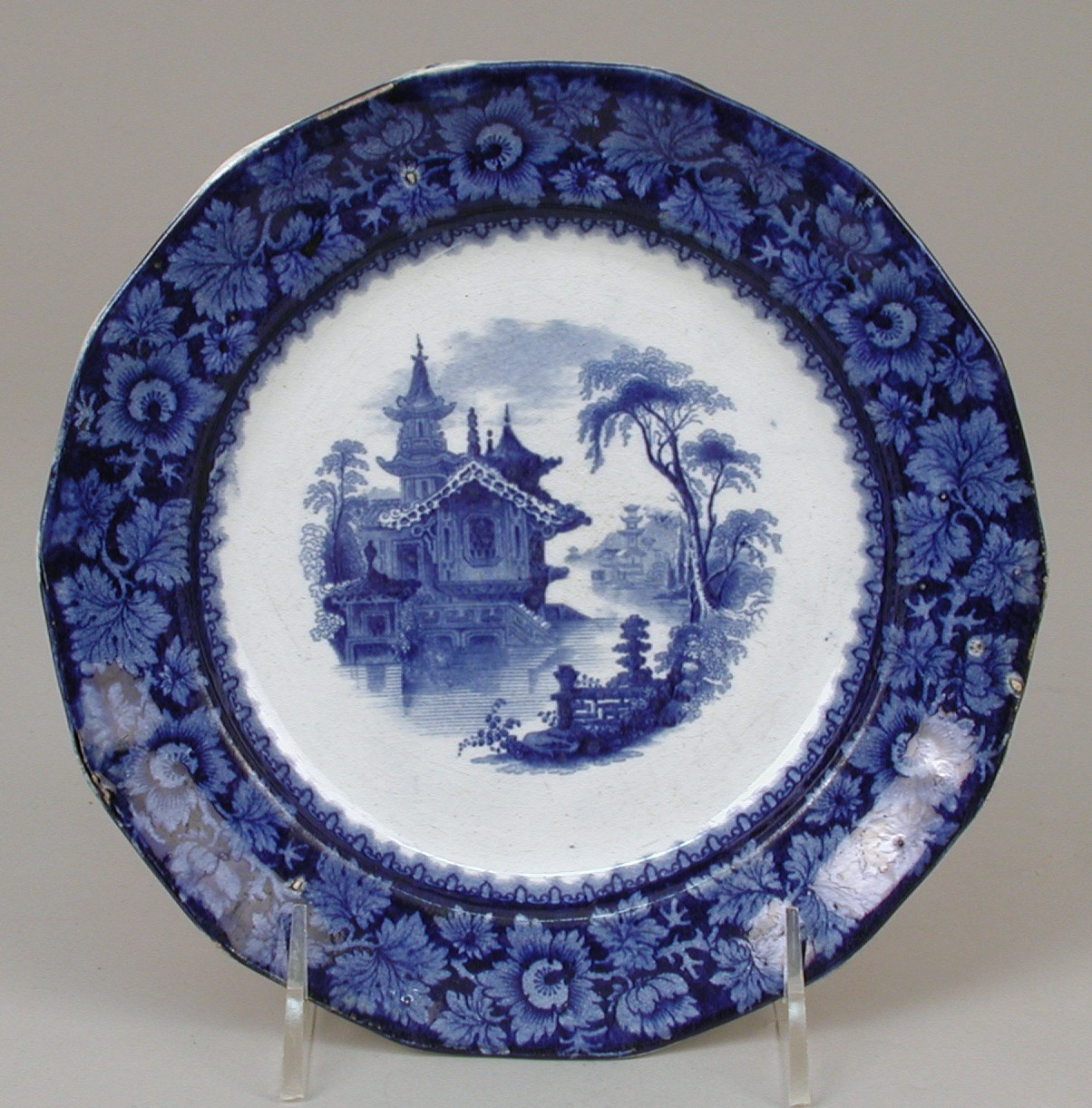 The Metropolitan Museum of Art 転写装飾の皿 98.1.45