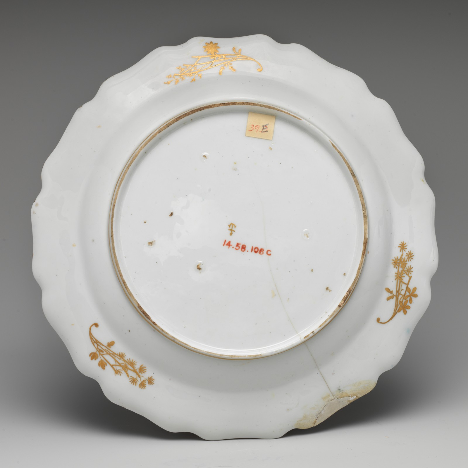 The Metropolitan Museum of Art チェルシー|金色の錨 14.58.108c