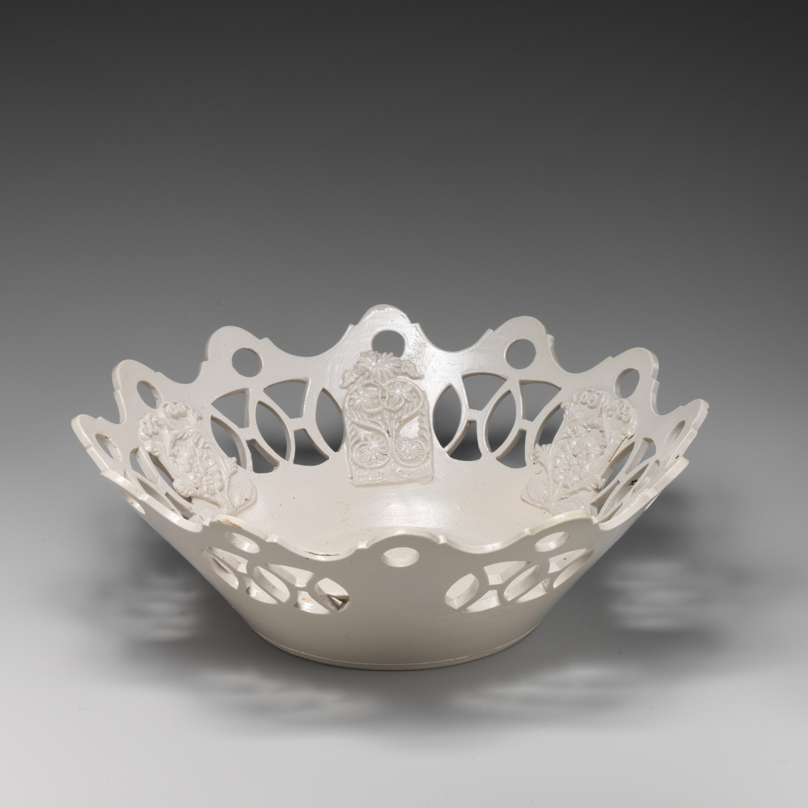The Metropolitan Museum of Art バドリー兄弟に帰属される籠 34.165.68