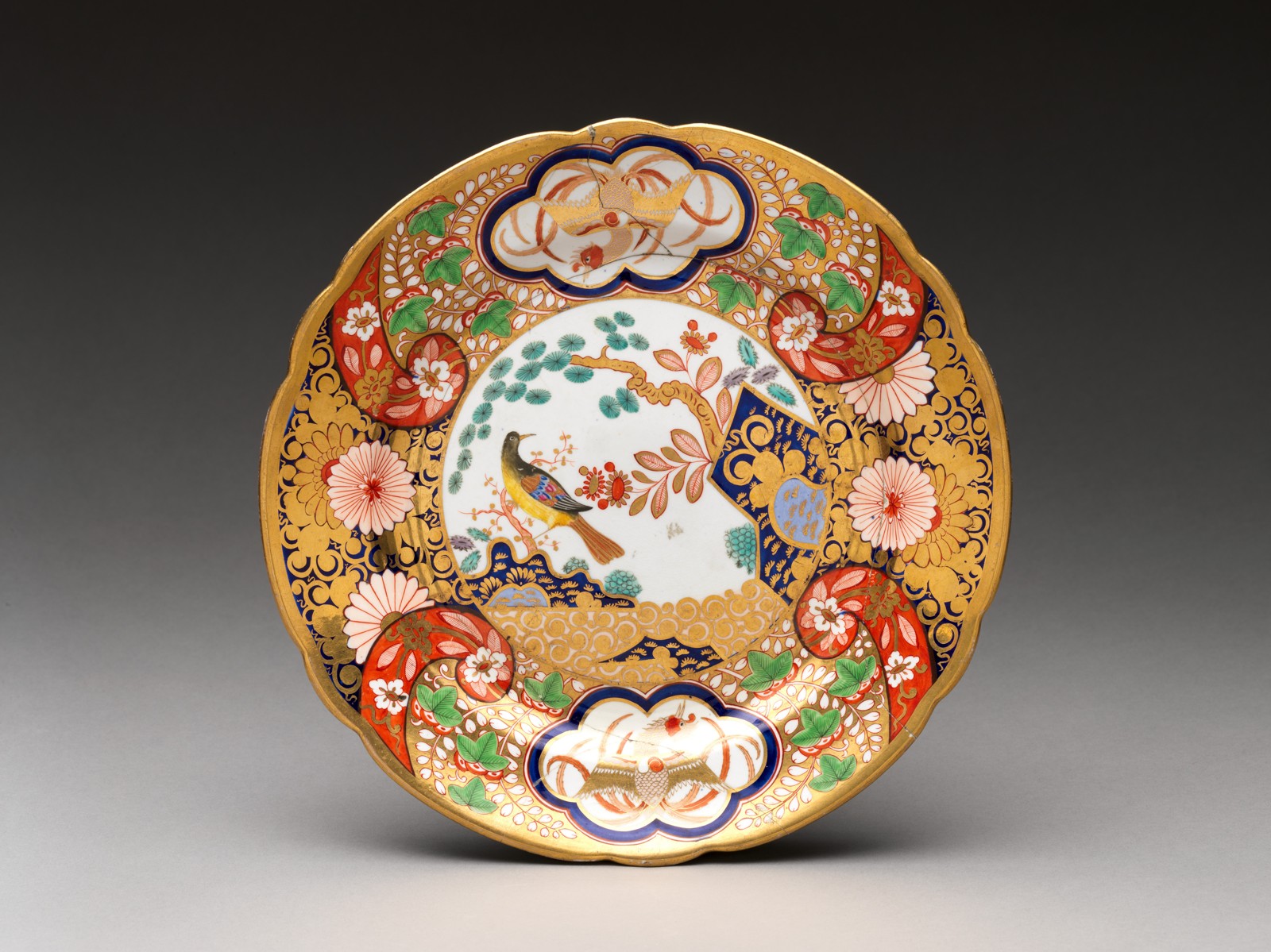The Metropolitan Museum of Art 岩・花・鳥を描いた皿 1995.268.67