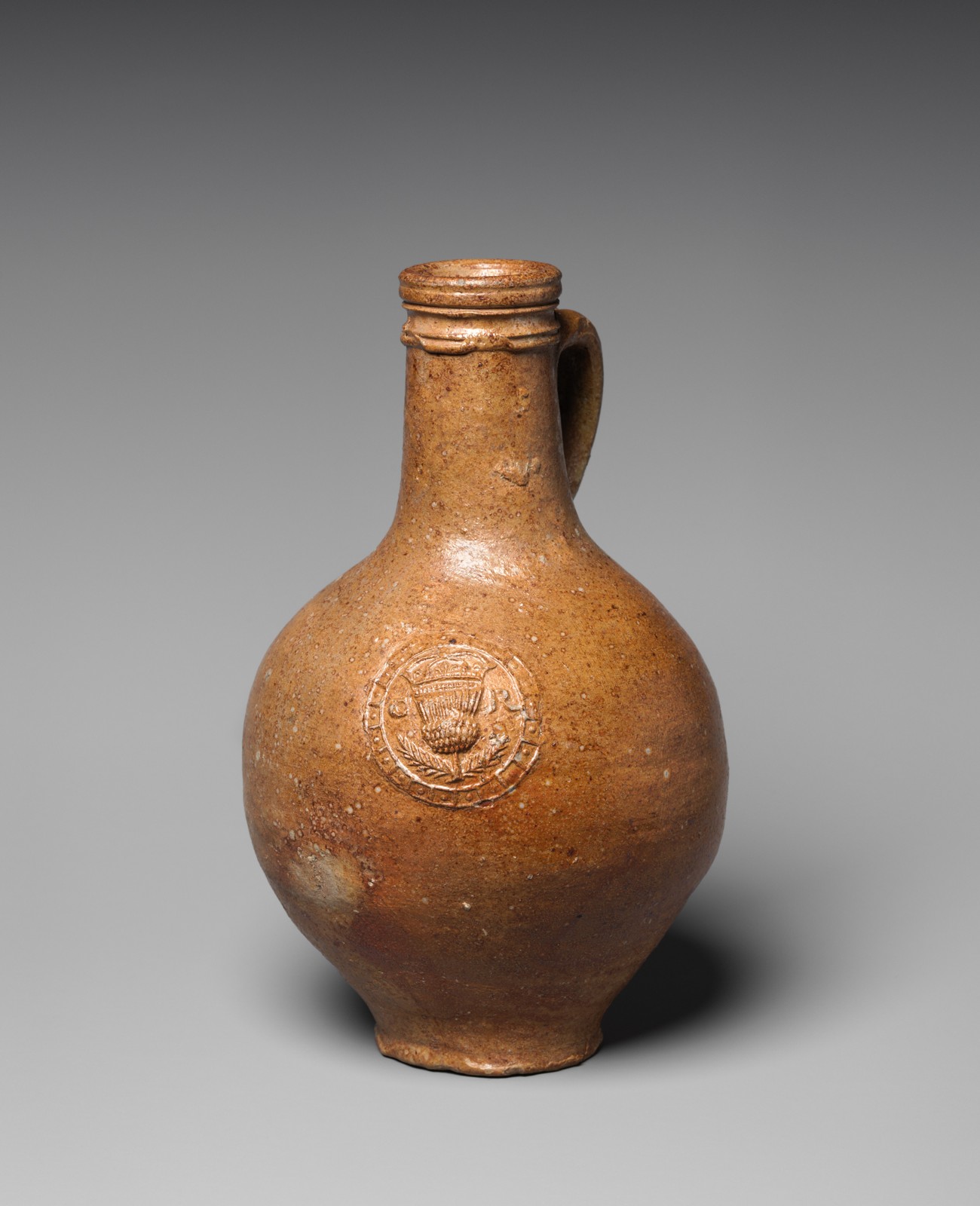 The Metropolitan Museum of Art 王冠とアザミのメダイヨンを持つ瓶 2014.712.13
